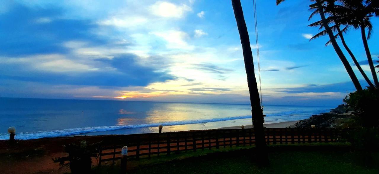 Blue Water Beach Resort Varkala Exterior photo